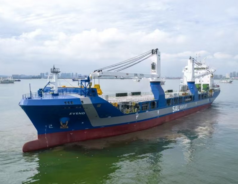  Irish Sea - SVEND transiting Irish Sea off Wales