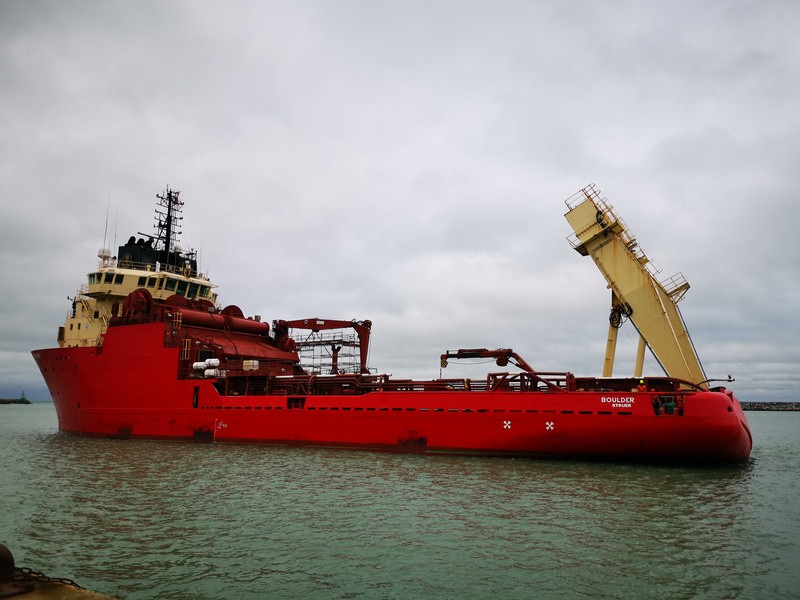 Transit: BOULDER entering English South Coast at The Dover Strait