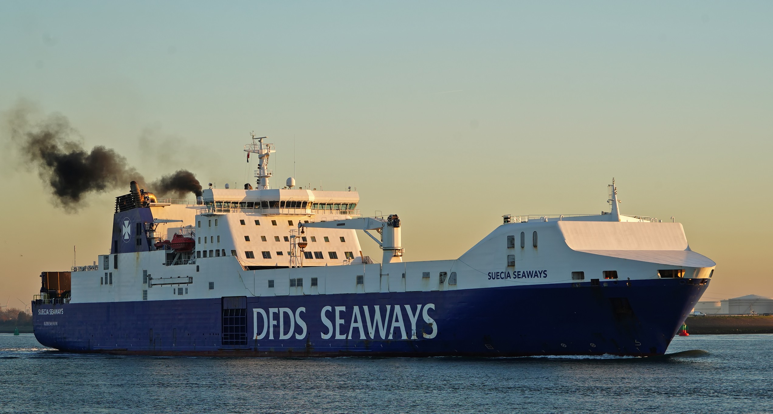 Felixstowe Arrival: SUECIA SEAWAYS