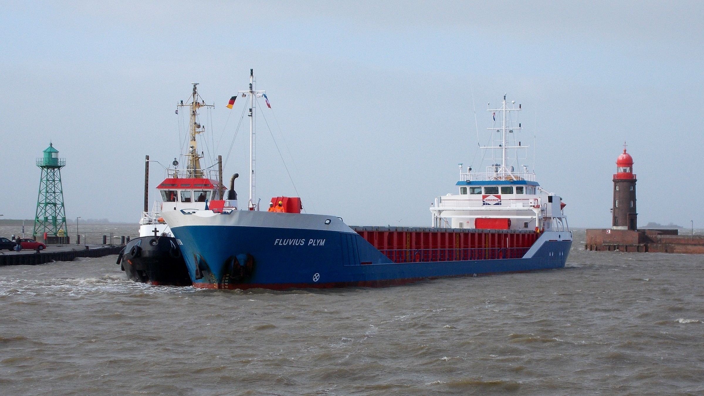  Irish Sea - FLUVIUS PLYM transiting Irish Sea off Dublin