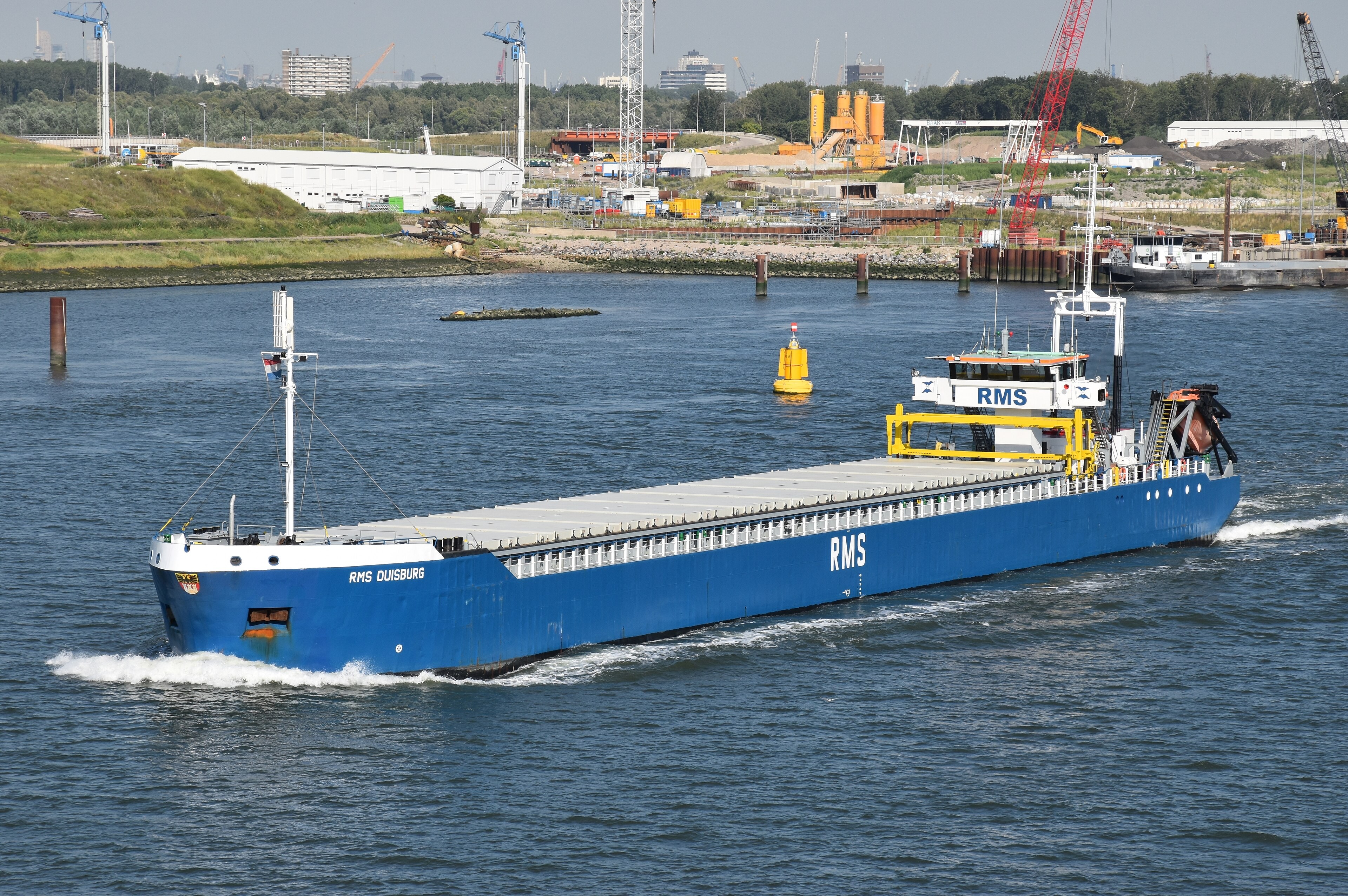  Irish Sea - DUISBURG             transiting St Georges Channel