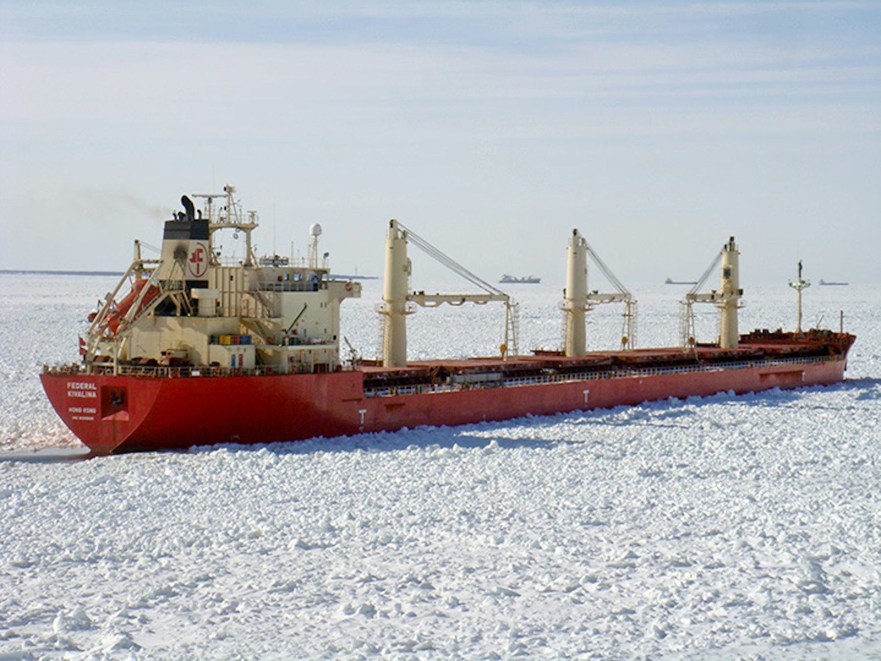 Transit: FEDERAL KIVALINA     entering English South Coast at The Dover Strait