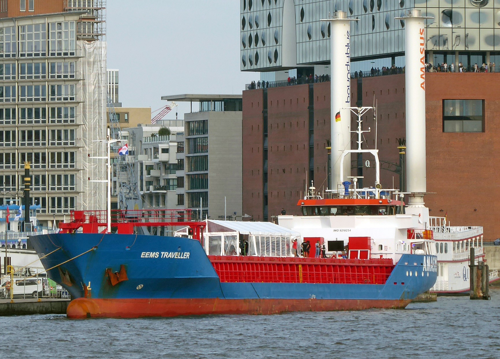  Irish Sea - EEMS TRAVELLER transiting North Channel Belfast