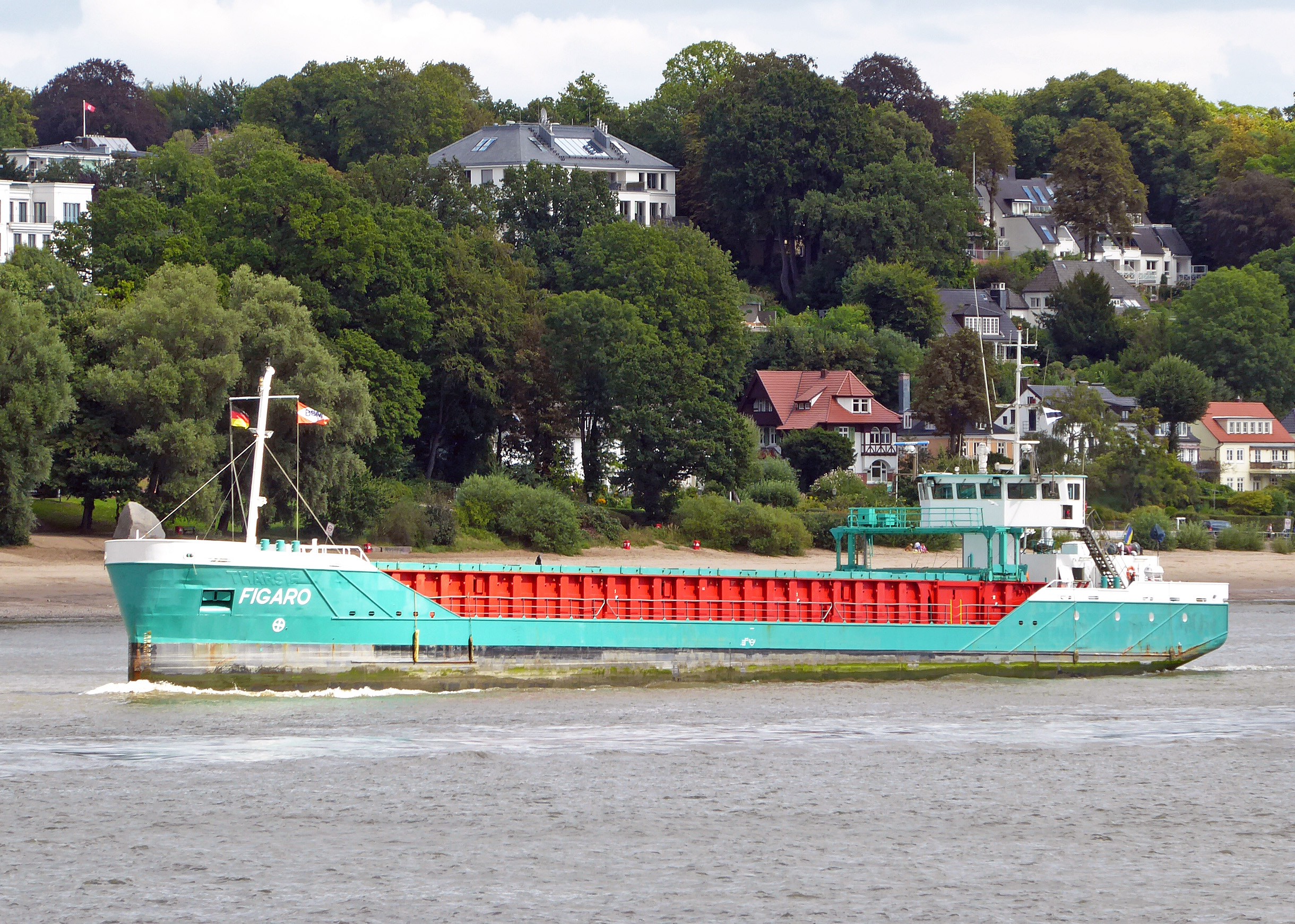  Irish Sea - FIGARO transiting Irish Sea off Wales