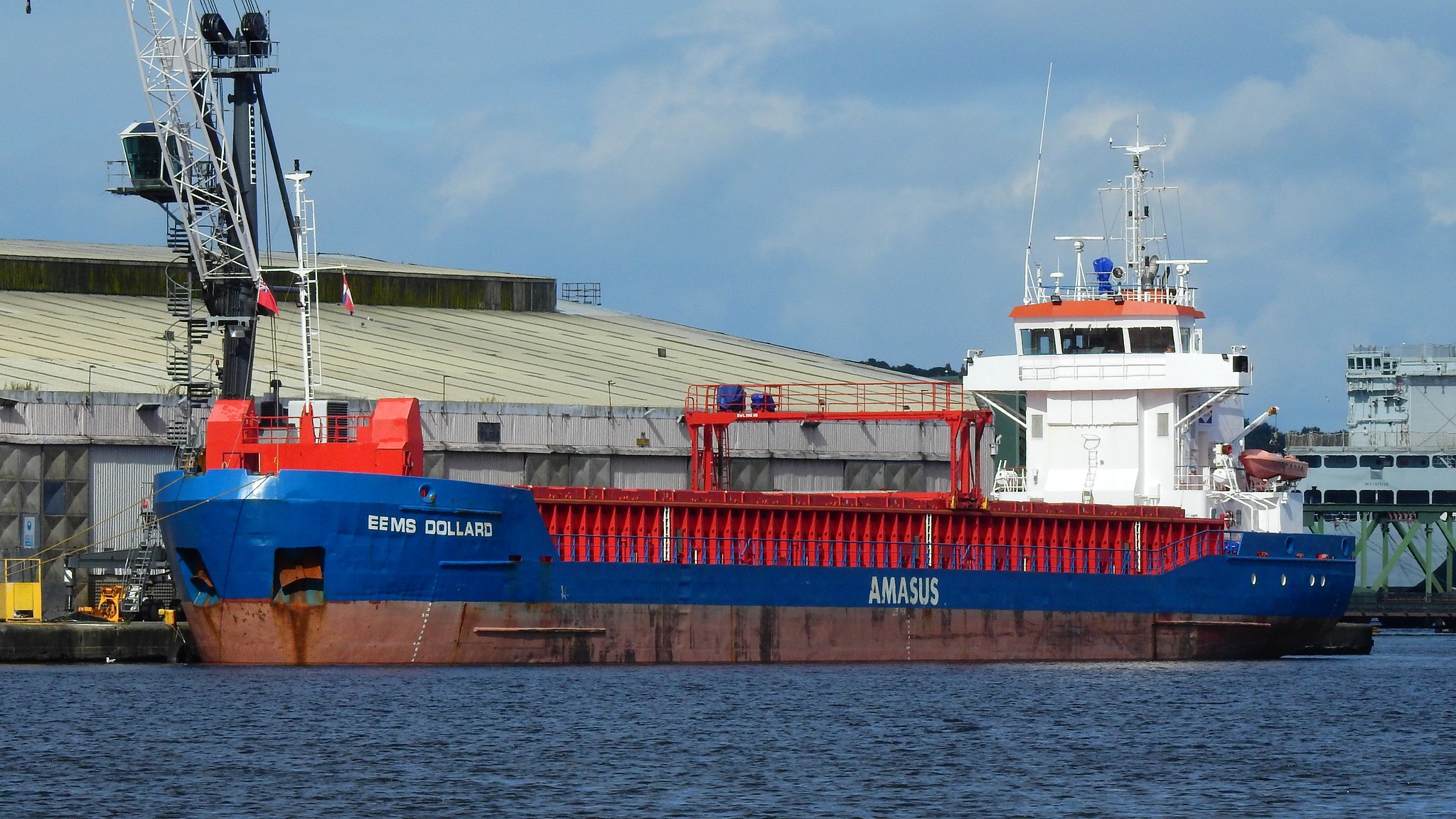 Transit: EEMS DOLLARD entering English South Coast at The Dover Strait