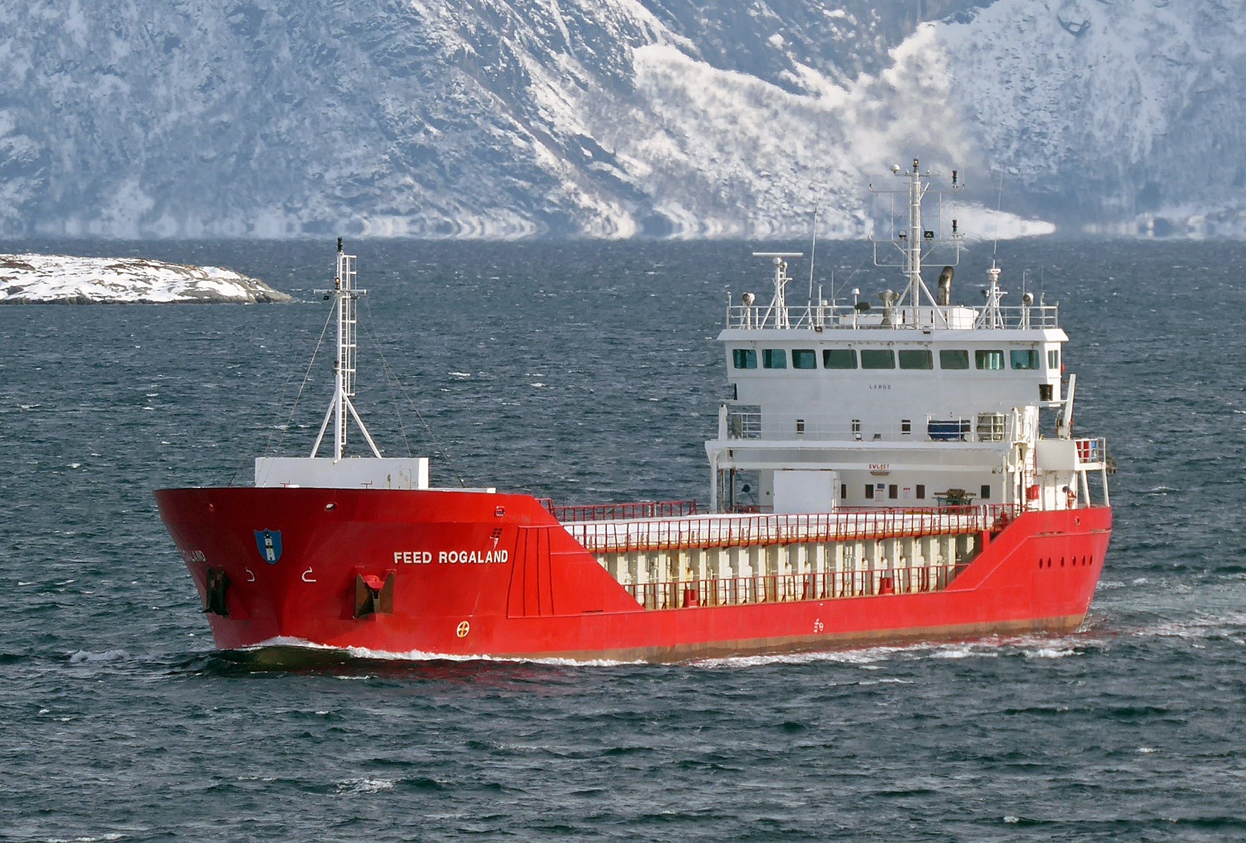 Transit: FEED ROGALAND entering English South Coast at The Dover Strait