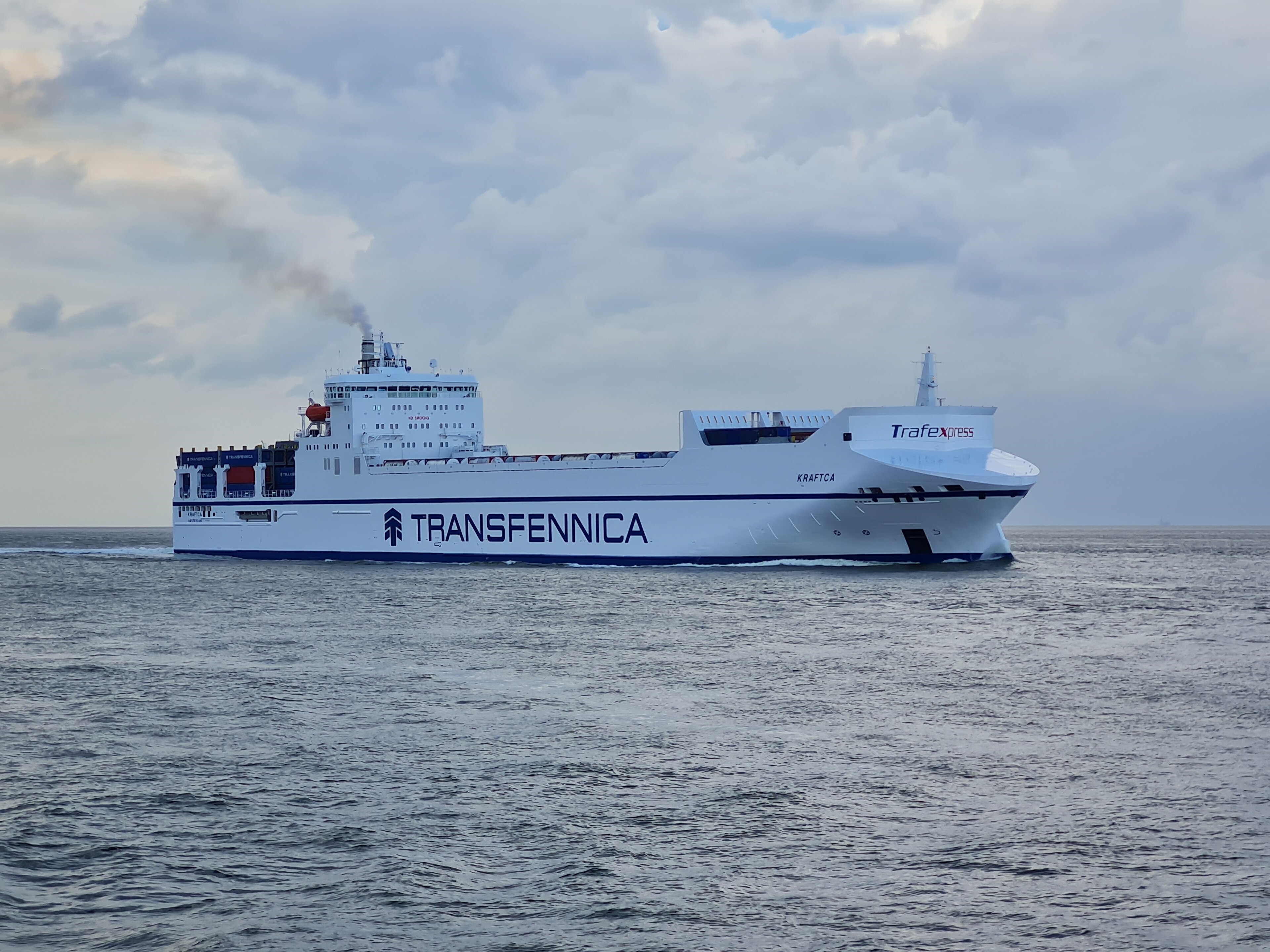Transit: KRAFTCA              entering English South Coast at The Dover Strait