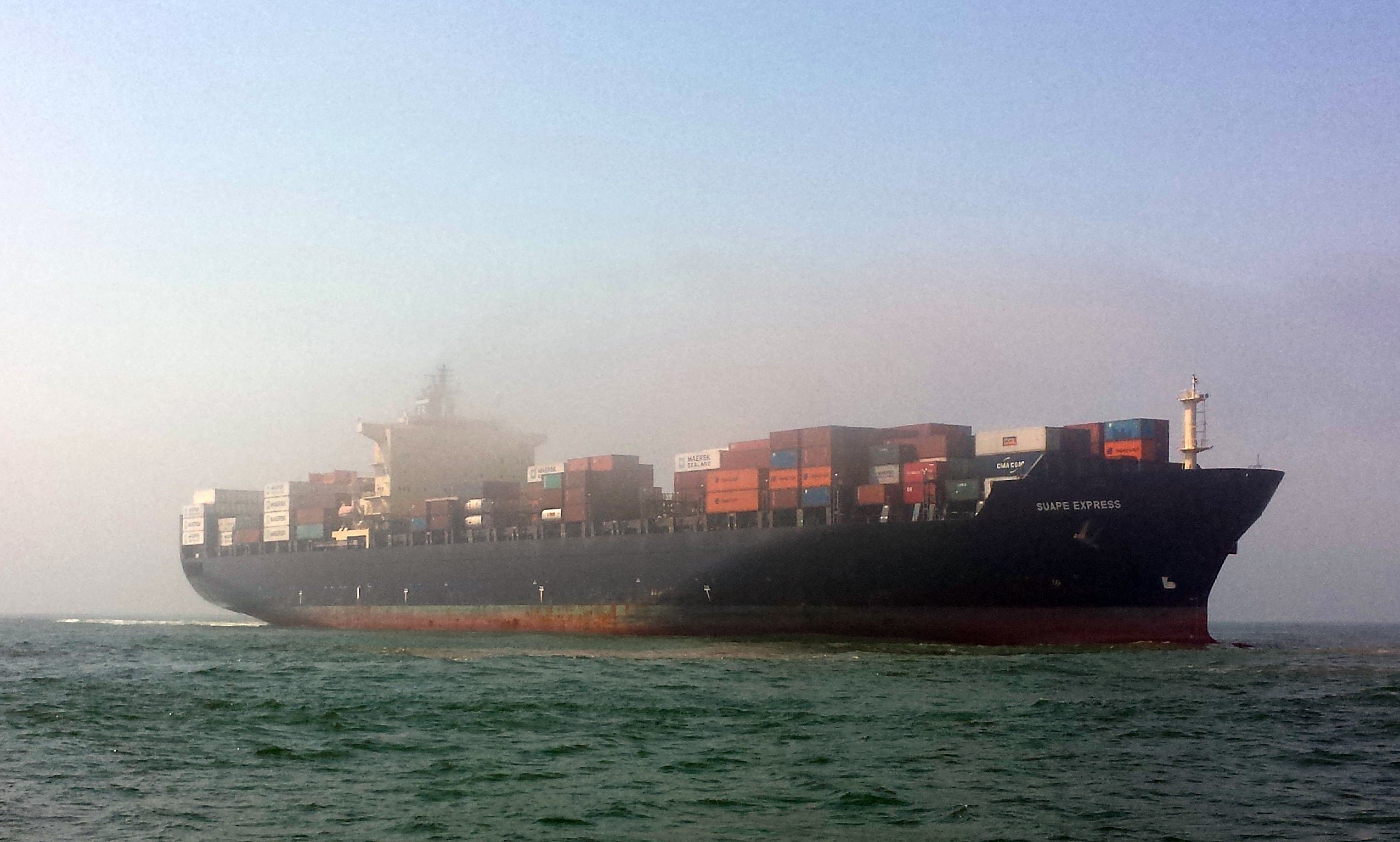 Transit: SUAPE EXPRESS        entering English South Coast at The Dover Strait