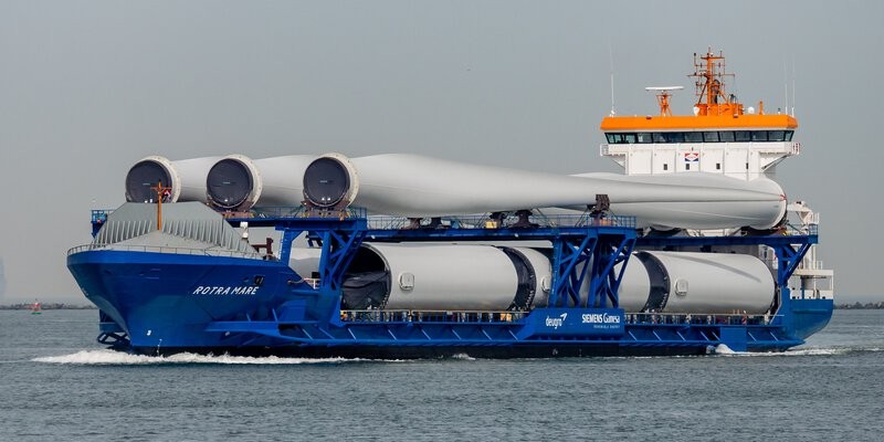 Humber Departure: ROTRA MARE          