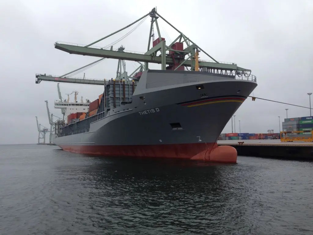 Irish Sea - THETIS D             transiting Irish Sea off Wales