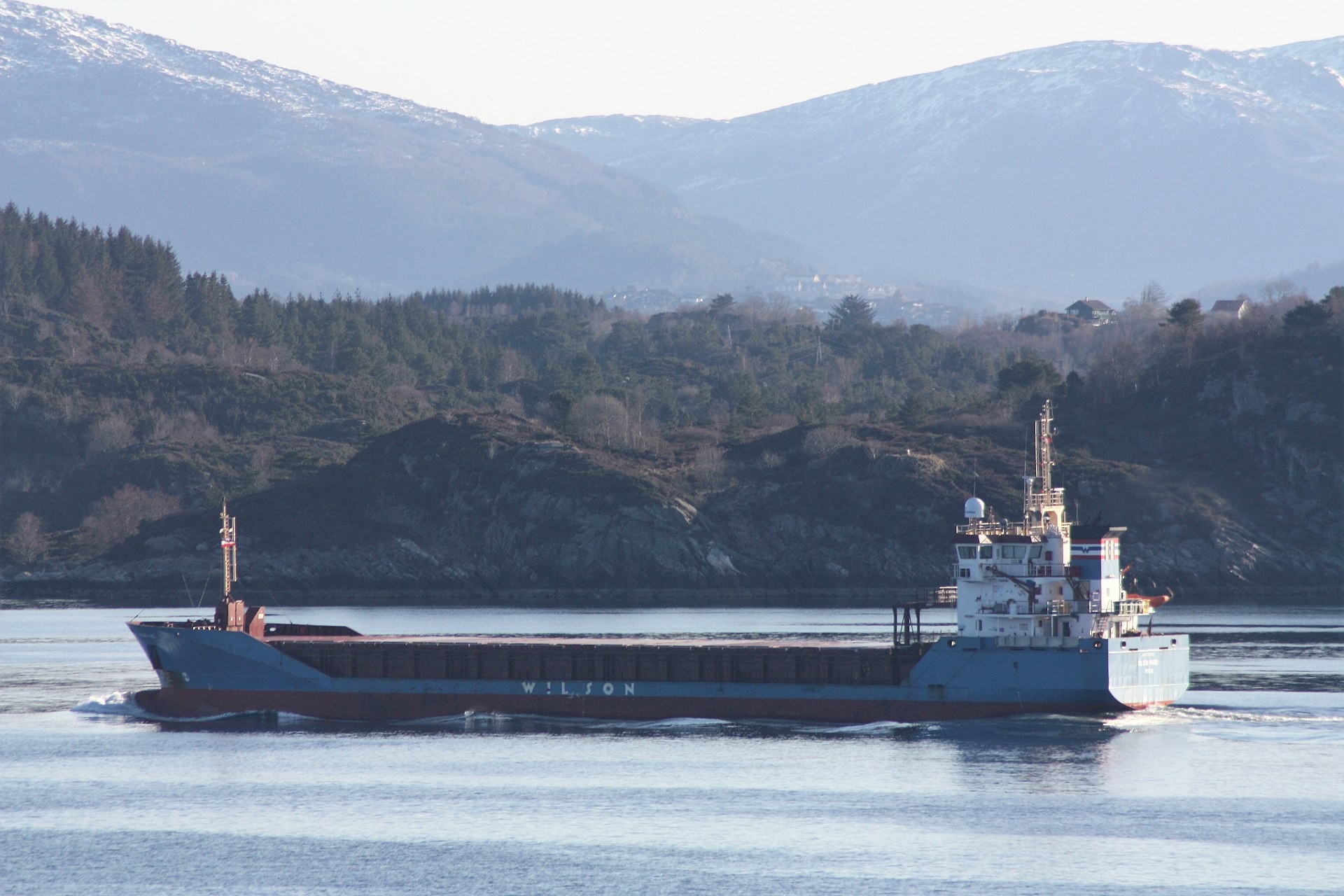 Transit: WILSON PARNU         entering English South Coast at The Dover Strait