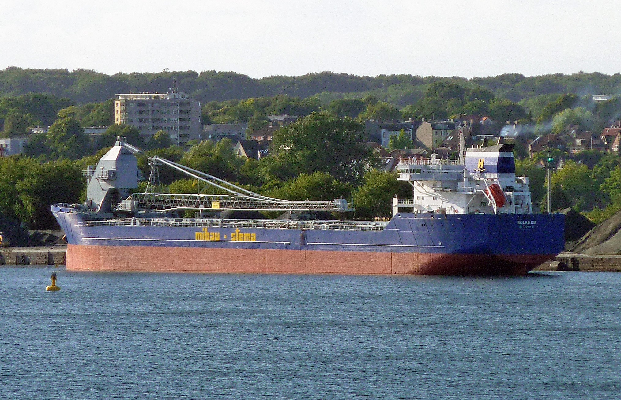 Transit: BULKNES              entering English South Coast at The Dover Strait