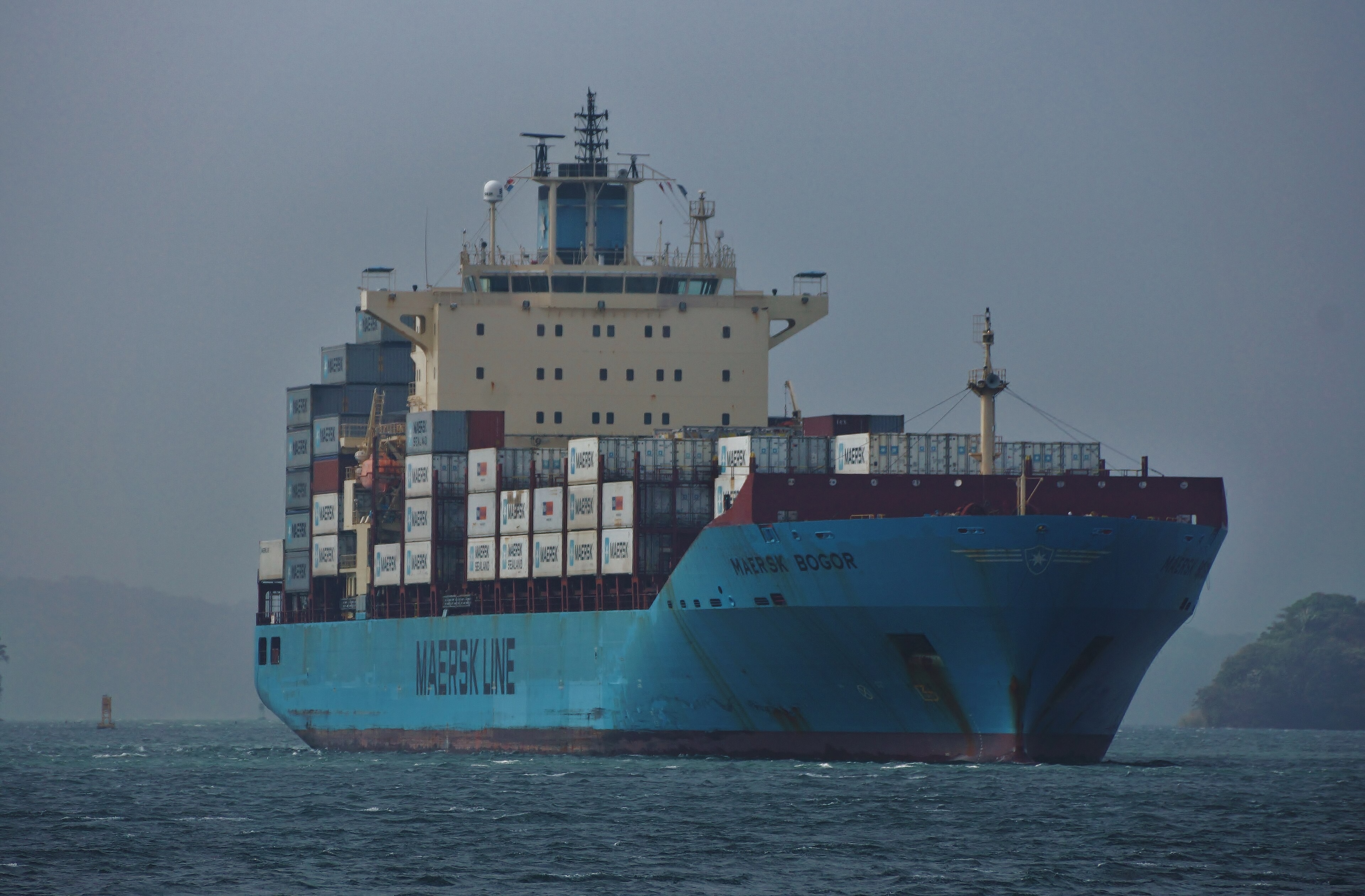  Celtic Sea - MAERSK BOGOR         transiting Celtic Sea