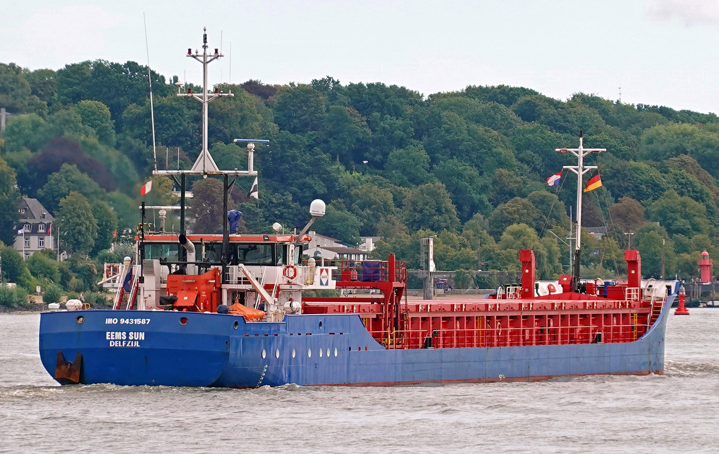 Felixstowe Departure: EEMS SUN            