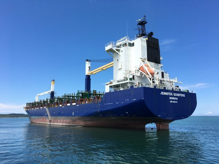  Irish Sea - MSC JENNIFER II      transiting Irish Sea off Dublin