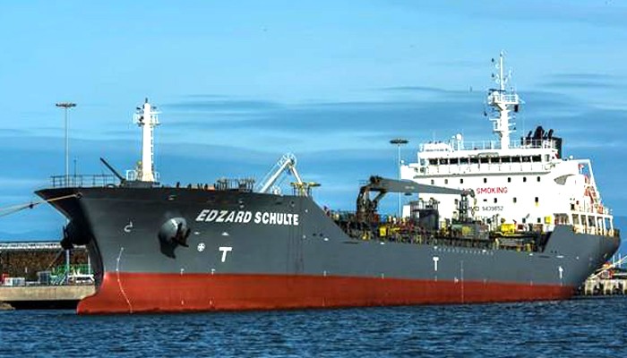 Thames Arrival:  EDZARD SCHULTE     