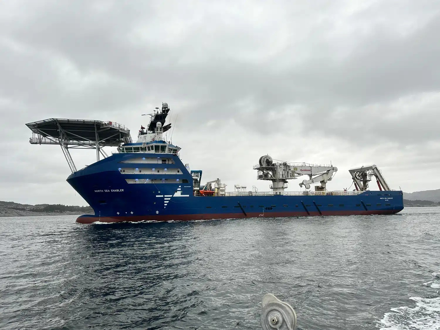 Transit: NORTH SEA ENABLER    entering English South Coast at The Dover Strait