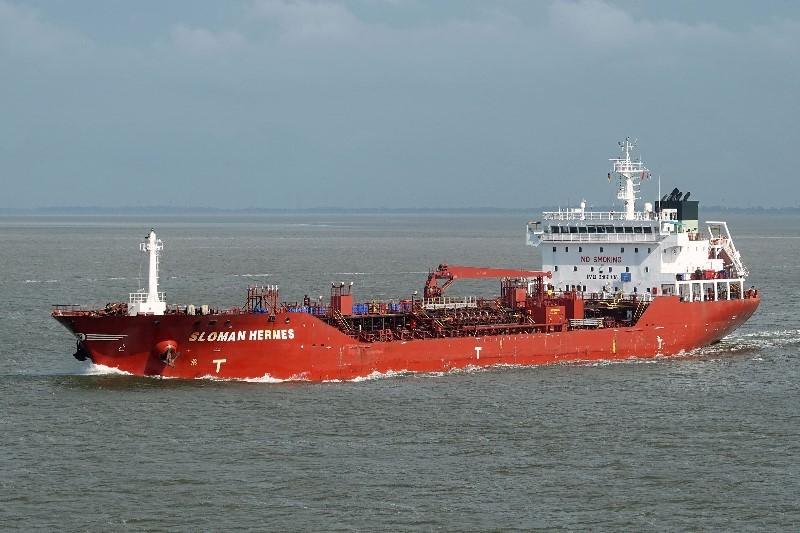  Irish Sea - SLOMAN HERMES        transiting Irish Sea off Anglesey