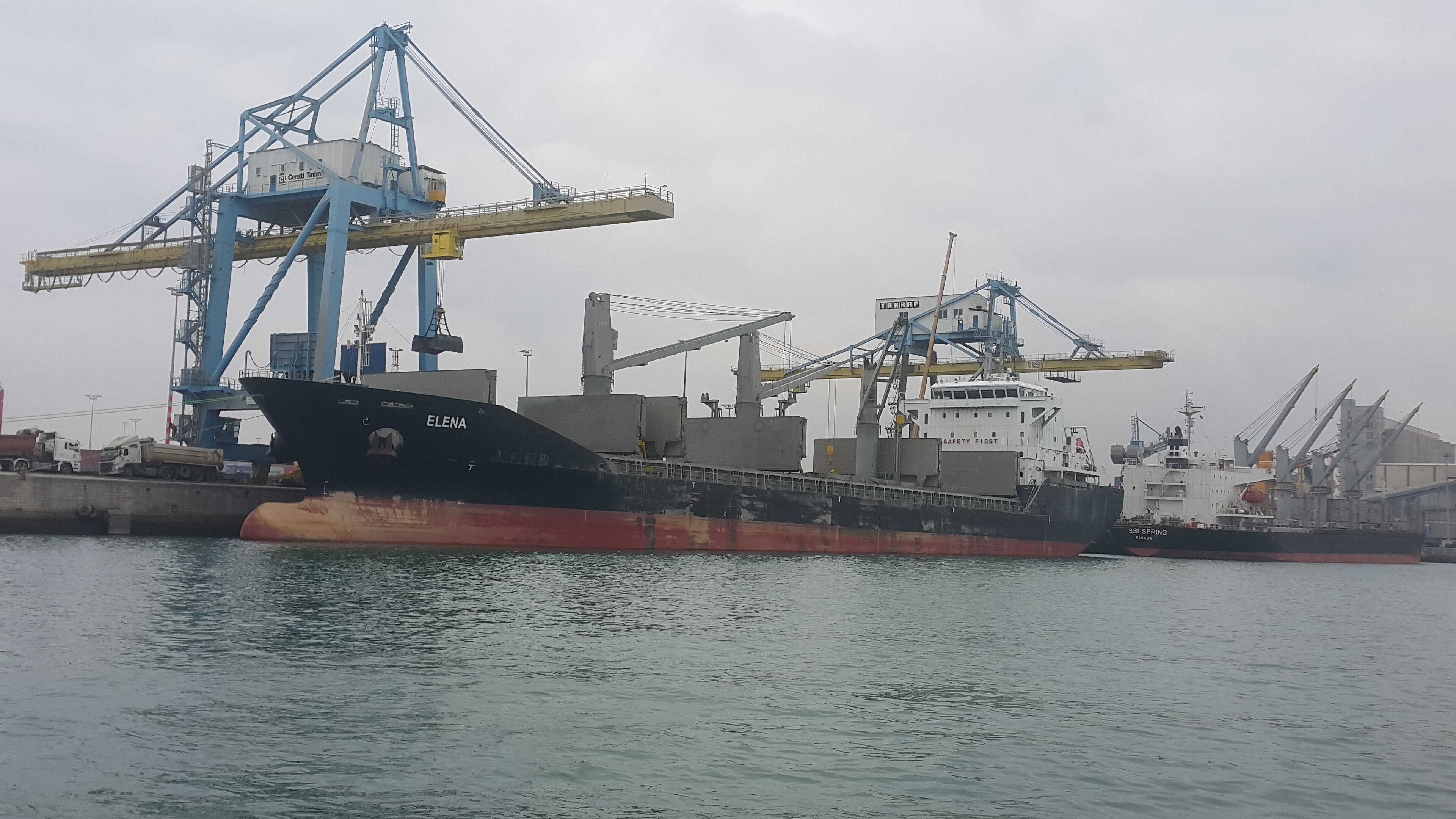  Irish Sea - ELENA                transiting Irish Sea off Anglesey