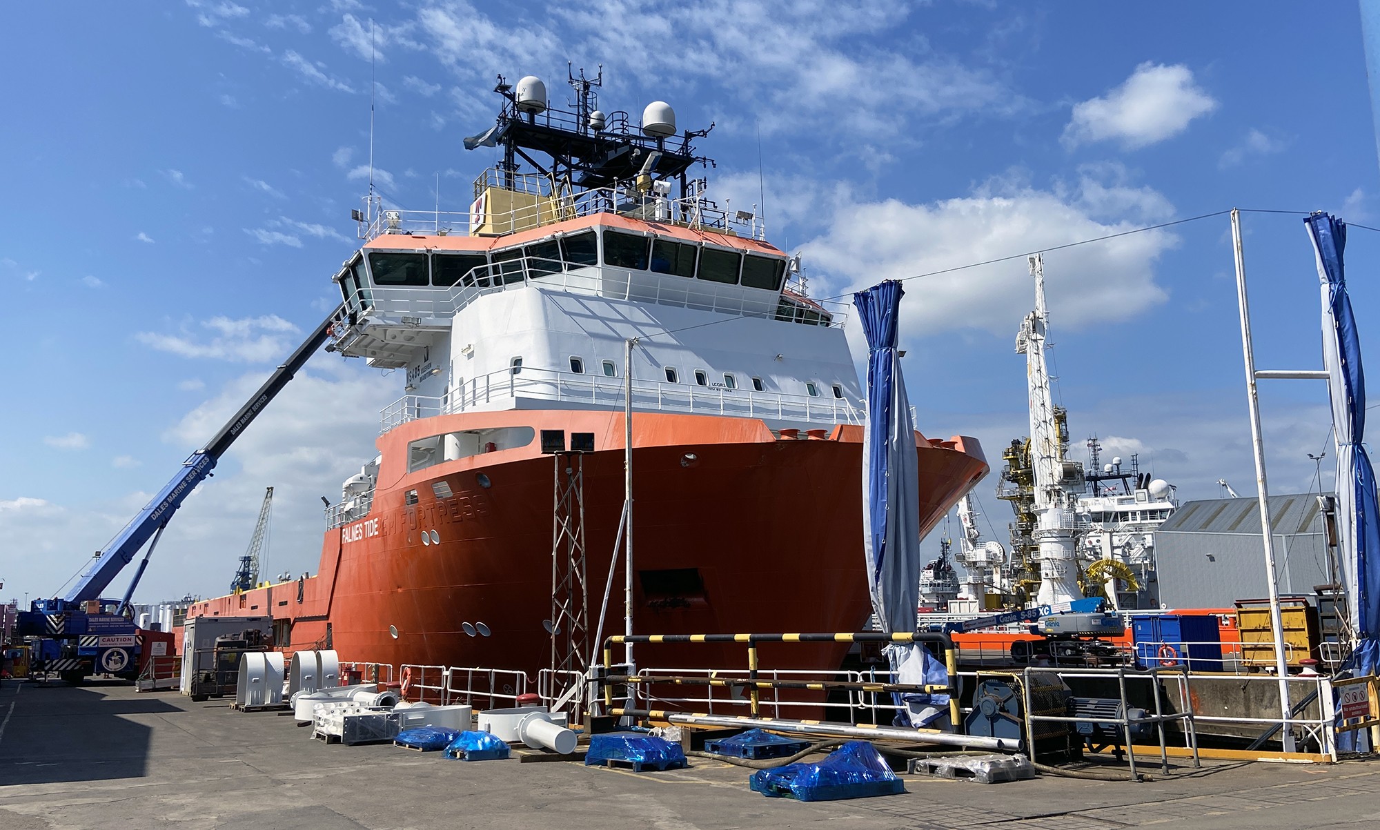Aberdeen Departure: FALNES TIDE         