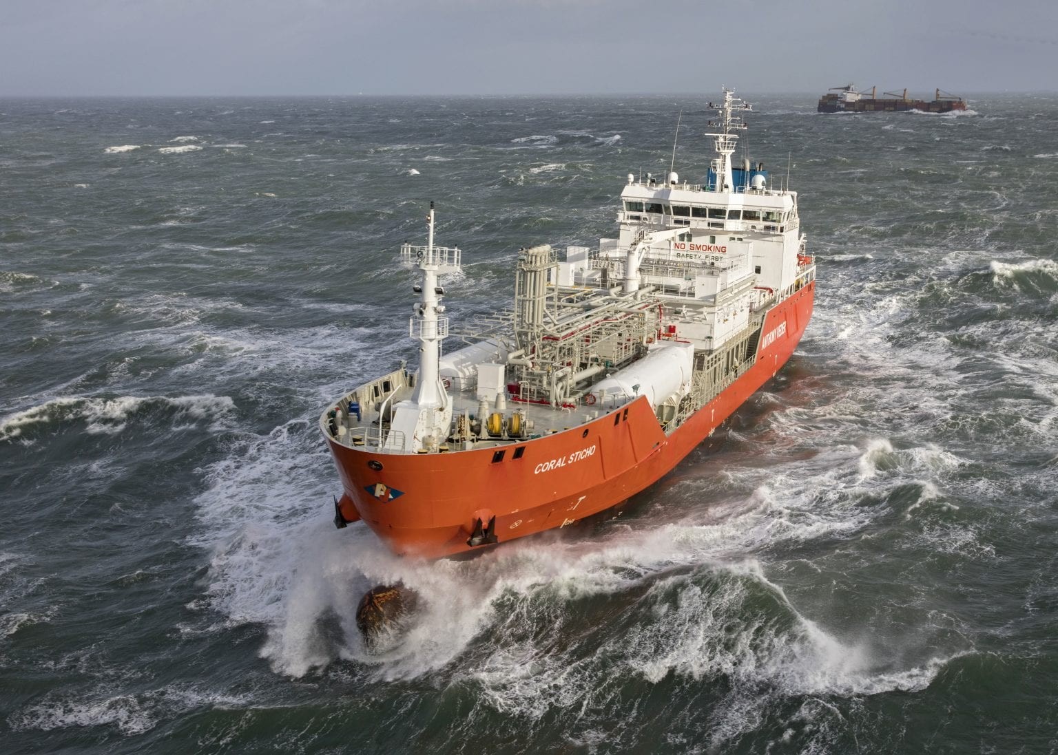 Transit: CORAL STICHO entering English South Coast at The Dover Strait