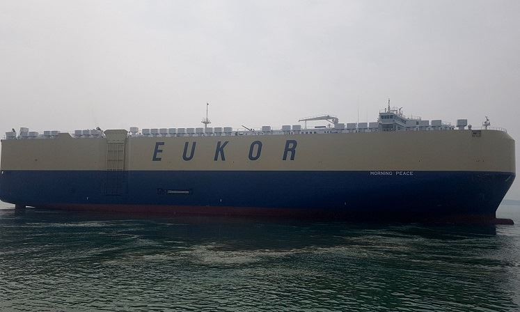 Transit: MORNING PEACE        entering English South Coast at The Dover Strait