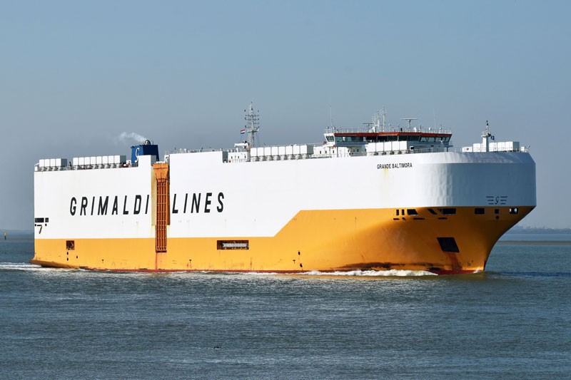Transit: GRANDE BALTIMORA     entering English South Coast at The Dover Strait