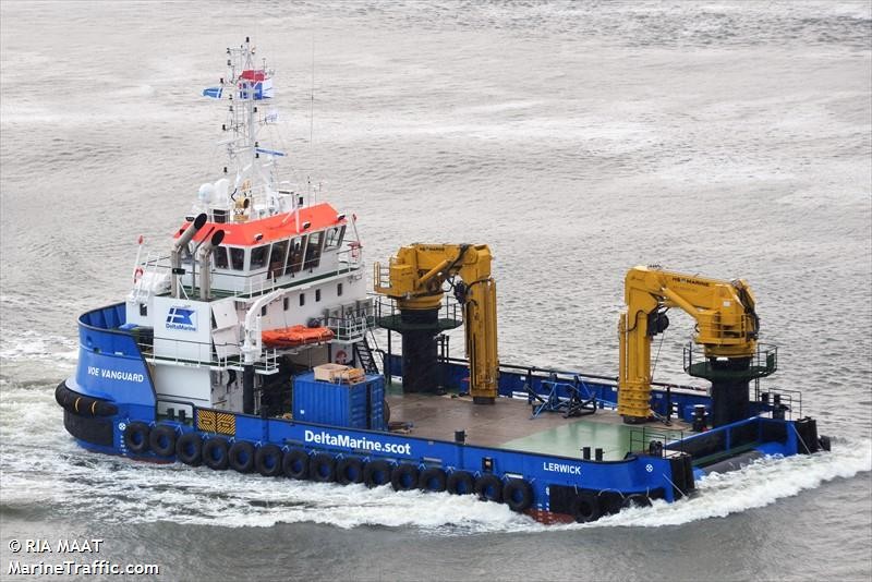  Irish Sea - VOE VANGUARD         transiting Irish Sea off Anglesey