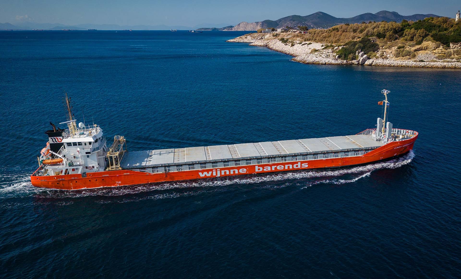 Humber Departure: LADY HANNEKE        
