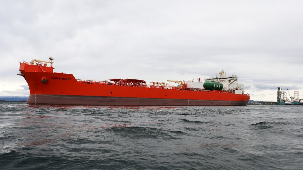  Scottish East Coast - EAGLE BLANE          transiting Dornoch Firth Coast