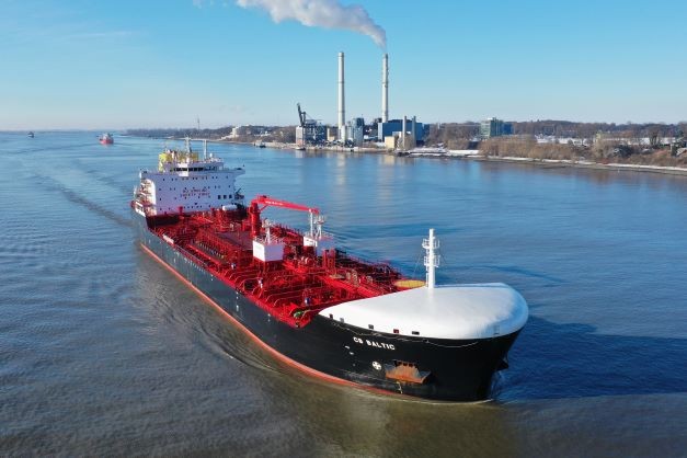 Thames Departure: CB BALTIC           