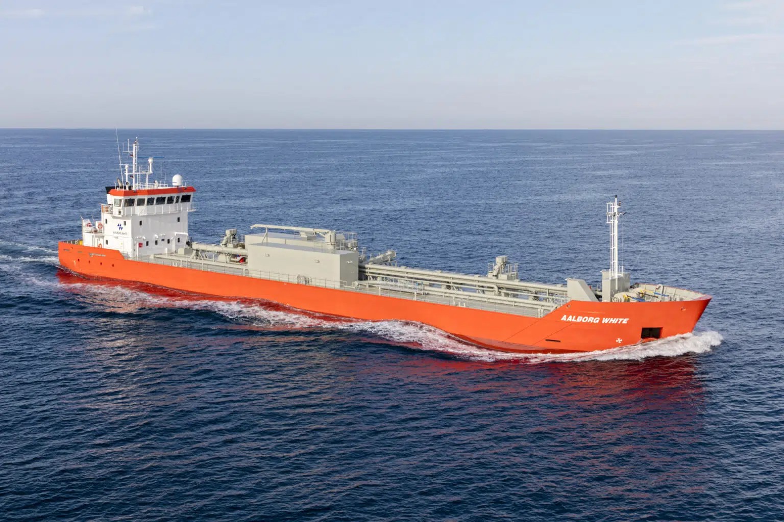 Humber Departure: AALBORG WHITE       