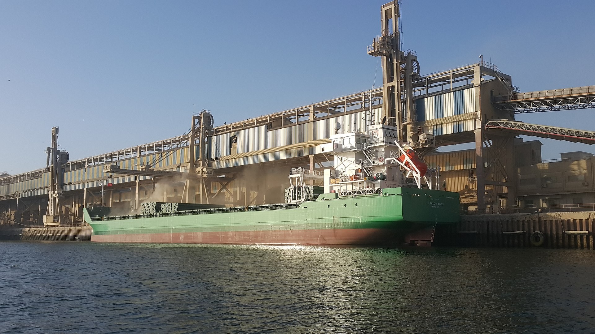 Transit: ARKLOW ABBEY         entering English South Coast at The Dover Strait