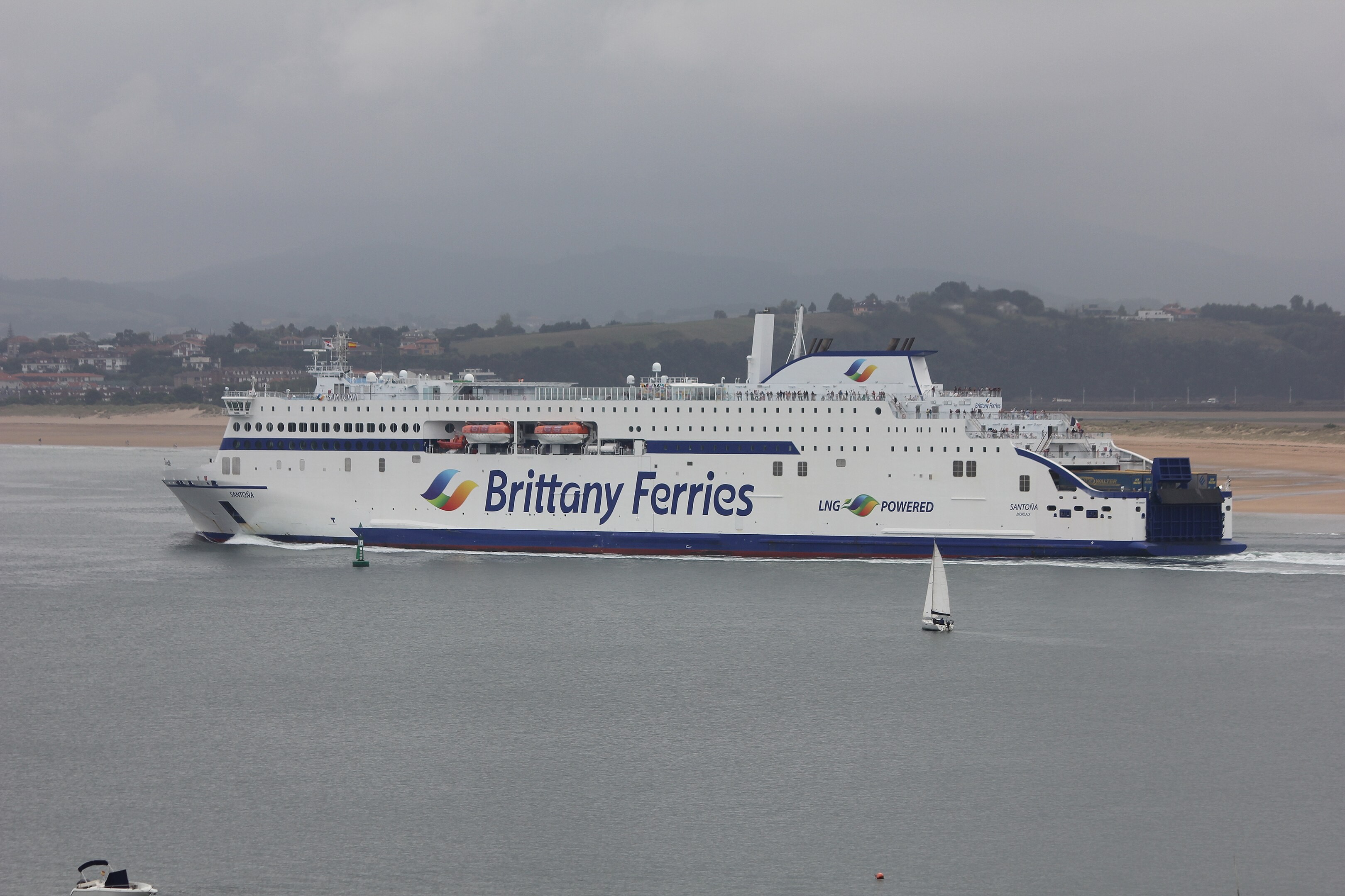  Irish Sea - SANTONA transiting St Georges Channel