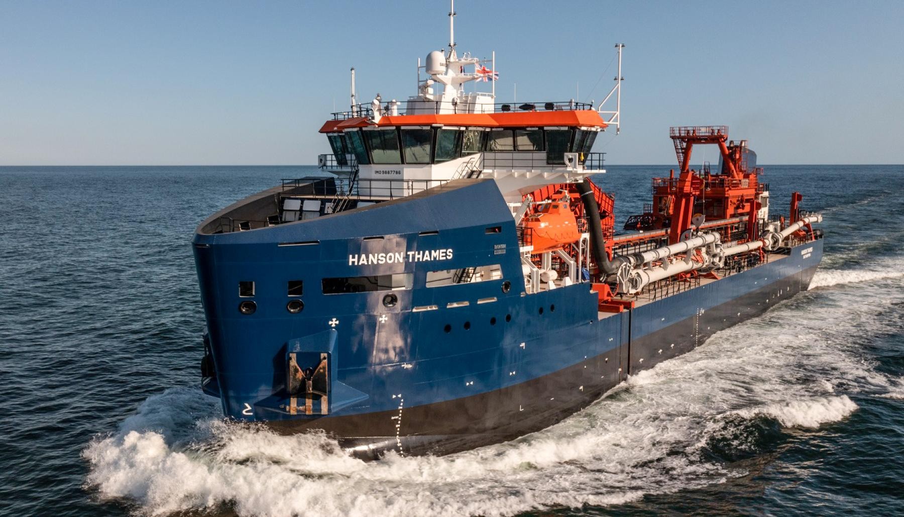 Thames Departure: HANSON THAMES