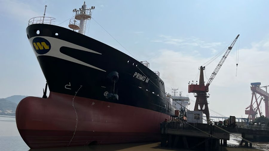 Transit: PRIMO M              entering English South Coast at The Dover Strait