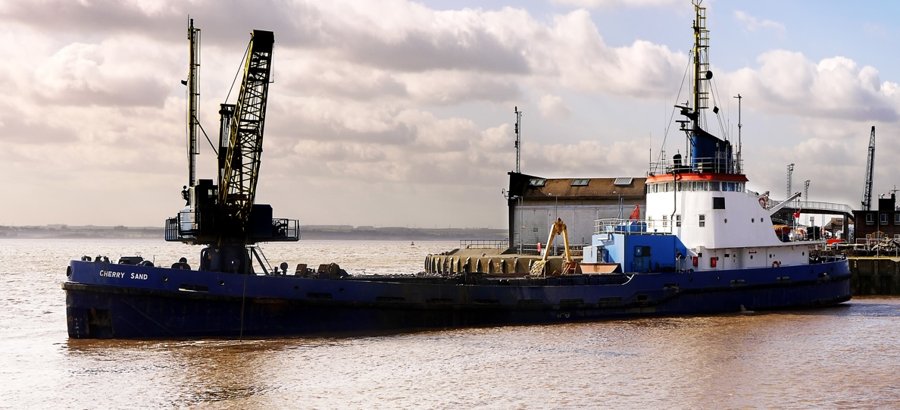 Bristol Channel Arrival: UKD CHERRY SAND     