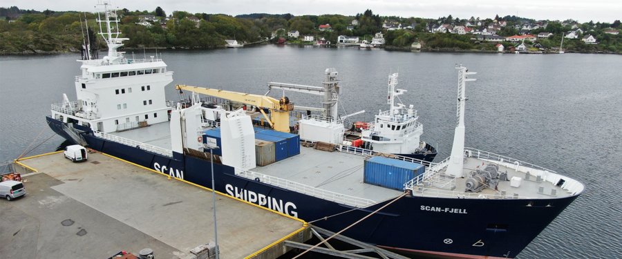  Scottish East Coast - SCAN FJELL           transiting John O'Groats Approach