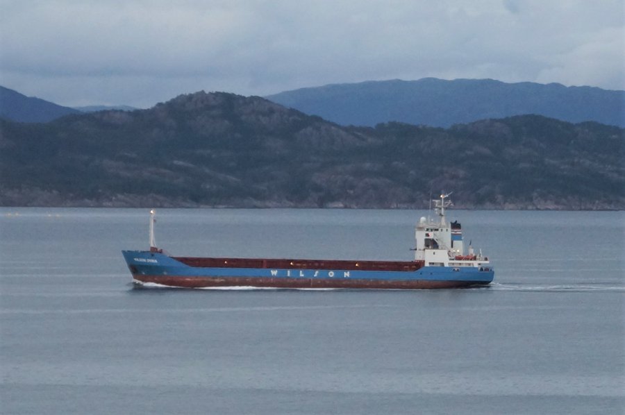 Transit: WILSON DVINA         entering English South Coast at The Dover Strait