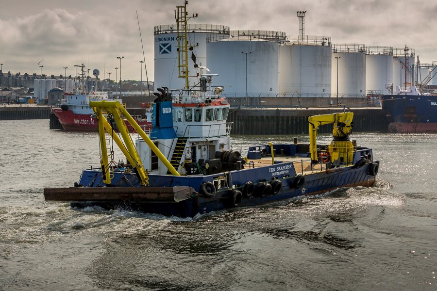 Humber Departure: UKD SEAHORSE        