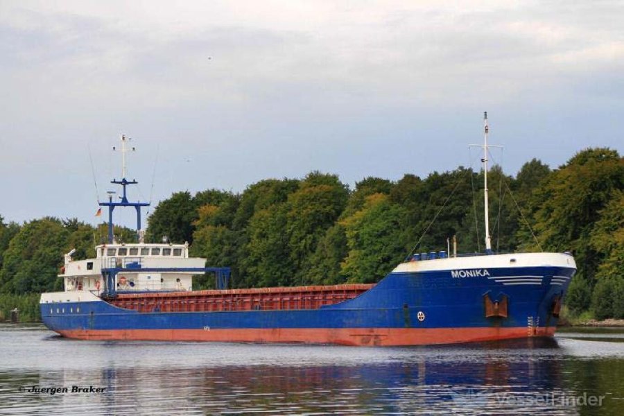 Transit: MONIKA entering English South Coast at The Dover Strait
