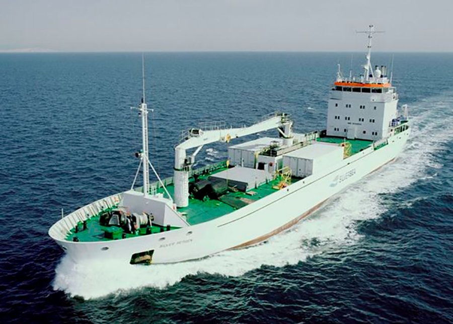  Scottish North Coast - SILVER BERGEN        transiting Pentland Firth