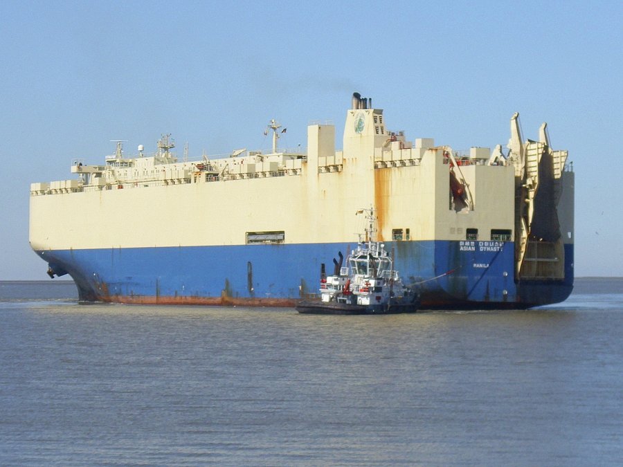 Transit: ASIAN DYNASTY        entering English South Coast at The Dover Strait