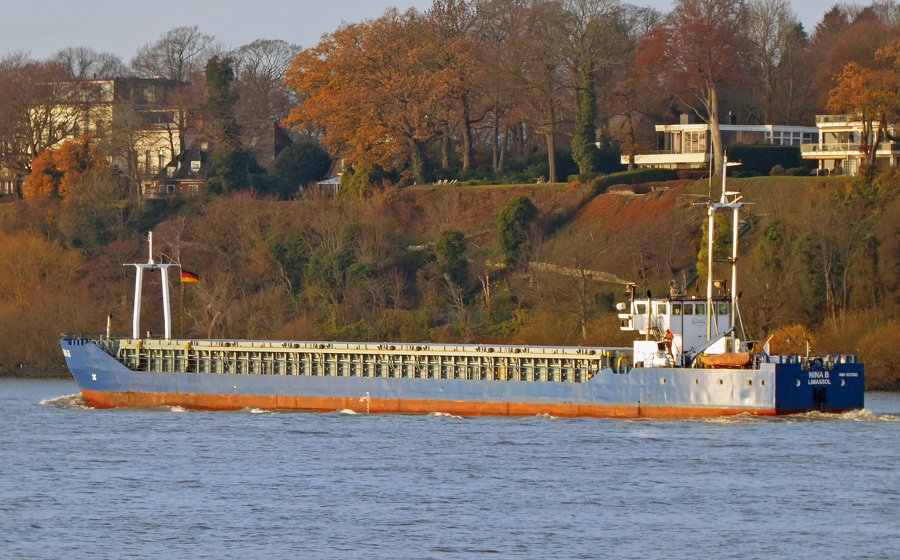 Humber Departure: NINA B              