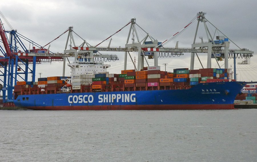 Transit: XIN LIAN YUN GANG    entering English South Coast at The Dover Strait