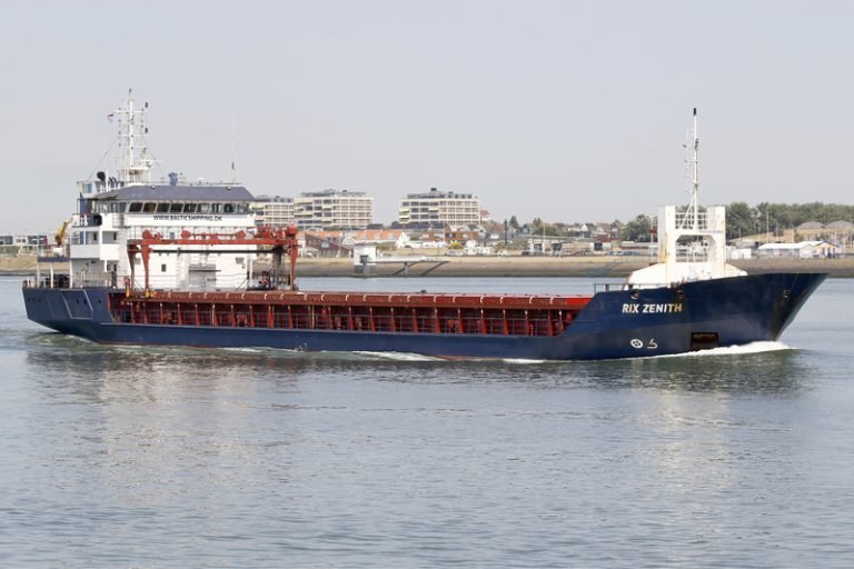  Scottish East Coast - RIX VENTA            transiting Berwick Coast