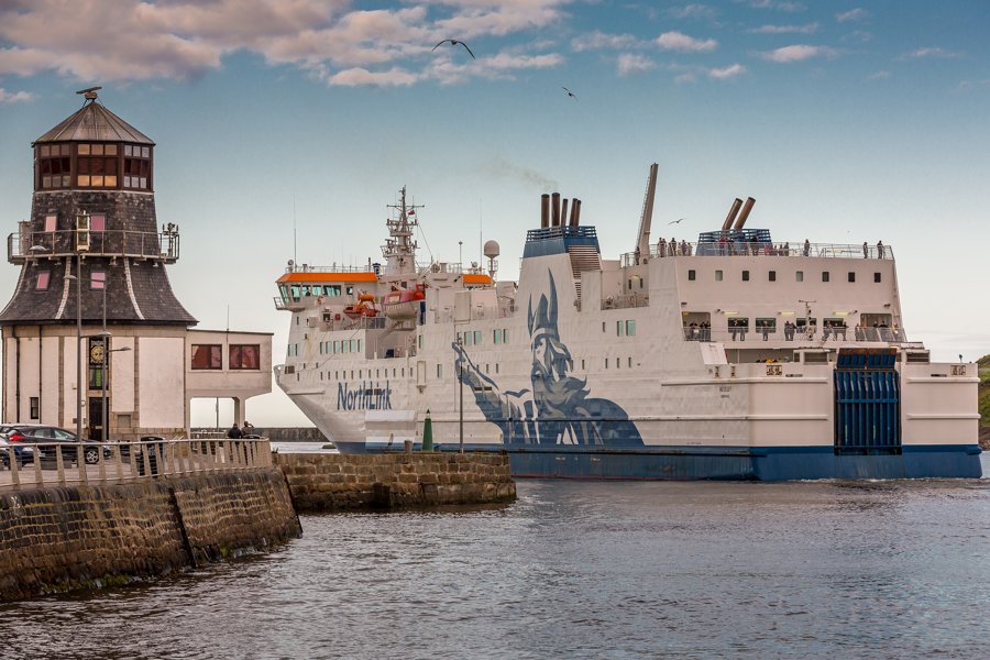  Scottish East Coast - HROSSEY transiting Aberdeenshire Coast