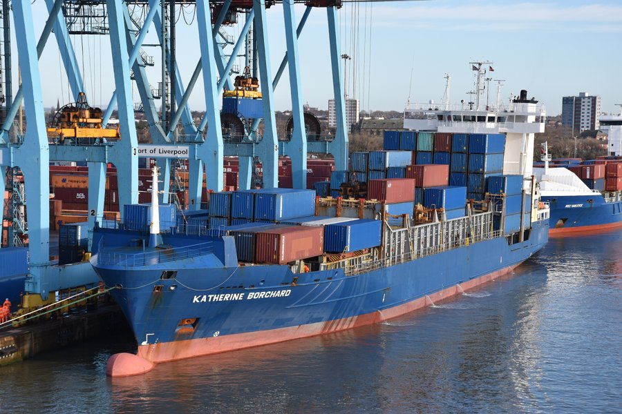 Transit: KATHERINE BORCHARD entering English South Coast at The Dover Strait
