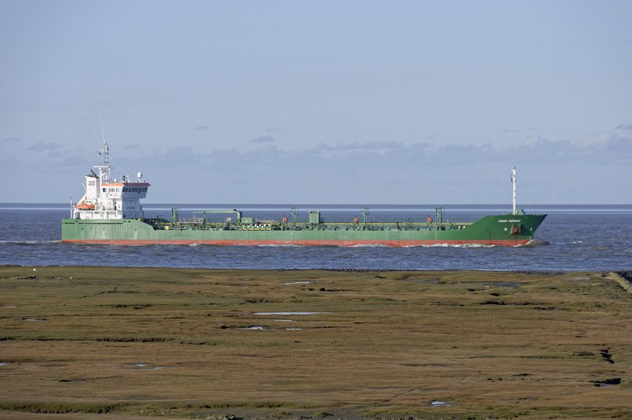  Scottish North Coast - THUN GENIUS          transiting Pentland Firth
