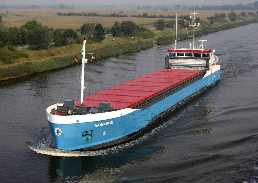  Scottish North Coast - SUSANNE transiting Thurso Coast